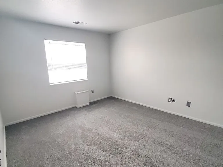 Sugarbush Apartments — Photo 103