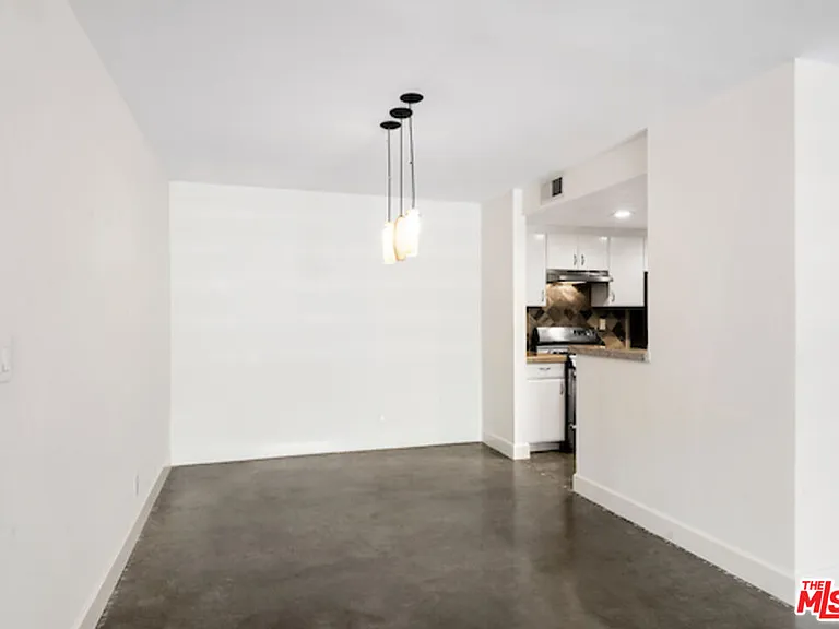 11706 Montana Ave #104 — Photo 15