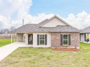 3382 Red Hat Rd, Brusly, LA 70719