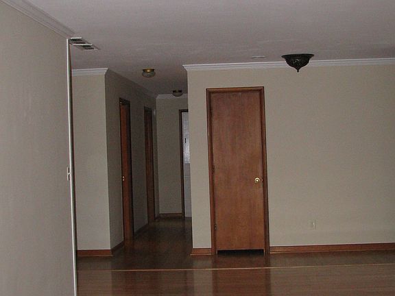 4th image of 2506 Spencer Dr