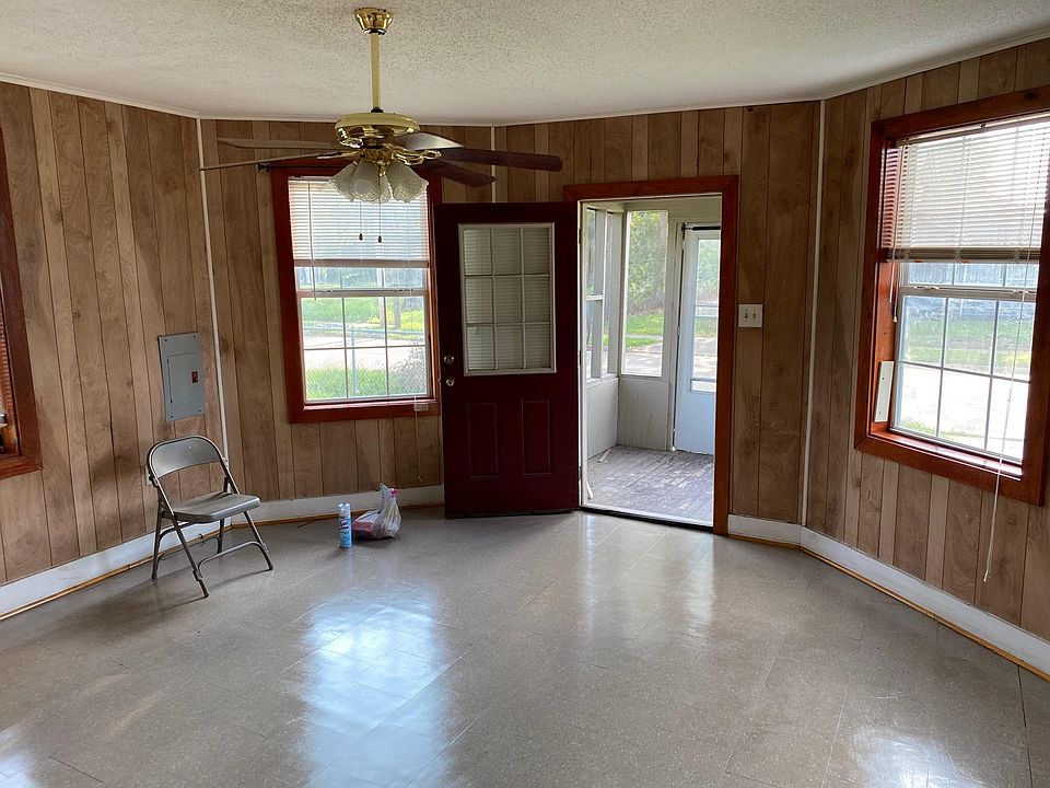2nd image of 2505 Wise St