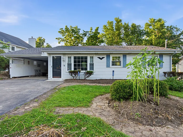 2416 Ridgecrest Dr — Photo 29