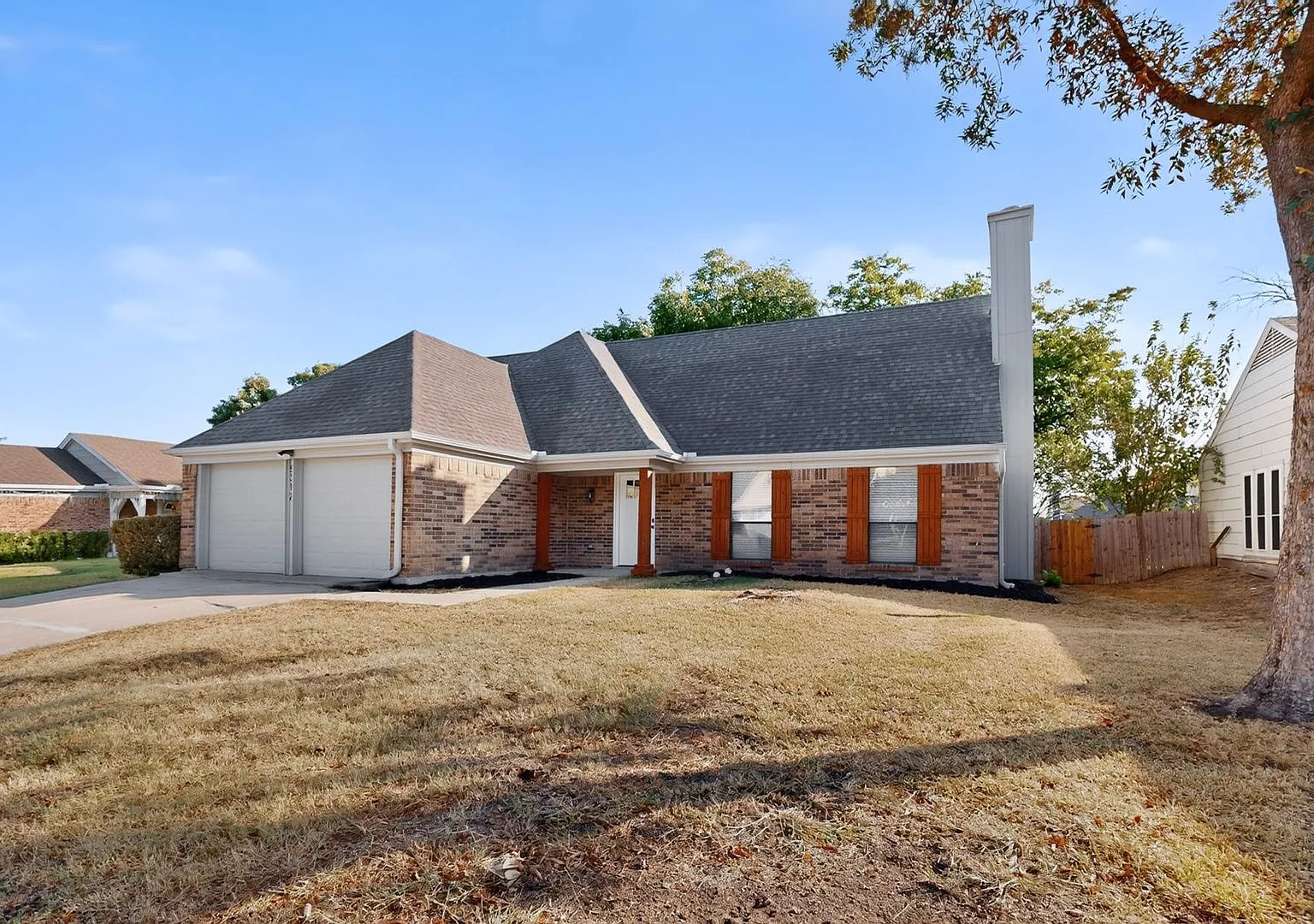 Renovated and Calling You Home In Flower Mound — Photo 4