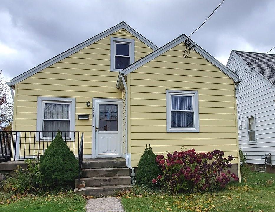 1st image of 721 E 32nd St