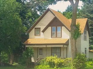915 Main St N, Stewartville, MN 55976