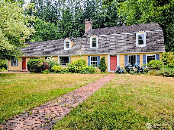 2nd image of 14729 Bear Creek Lane NE