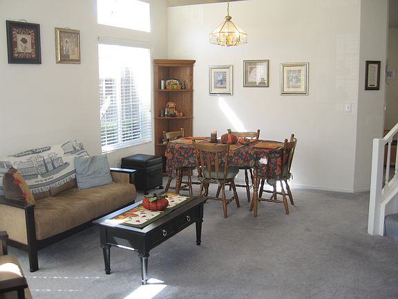 5th image of 2341 Woodhill Dr