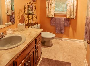 302 Summit Dr, Ephrata, PA 17522