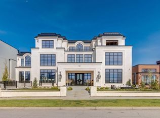 732 S Crescent Rd NW, Calgary, AB T2M 4A7