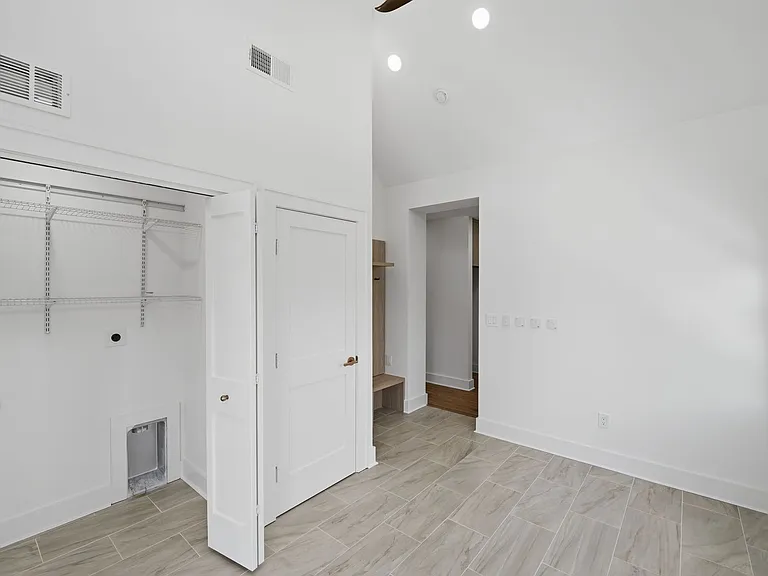 1838 Merriman Ave — Photo 22