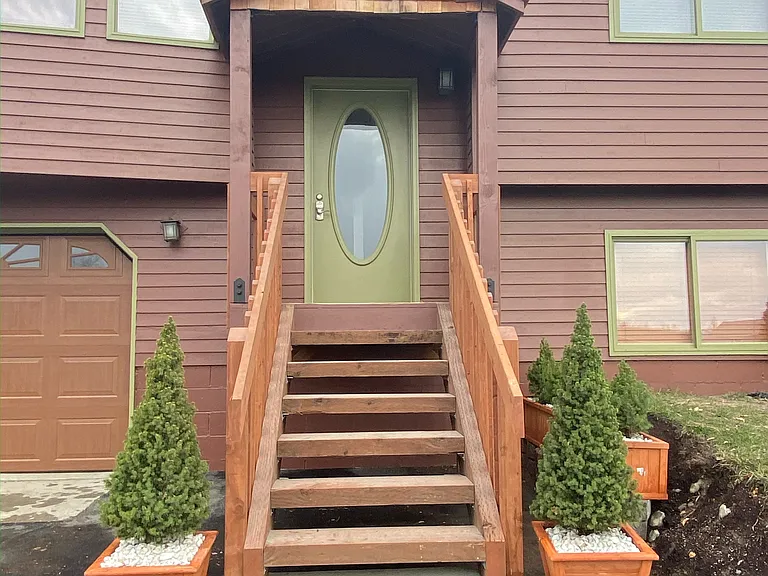 753 N Gulkana Ct — Photo 3