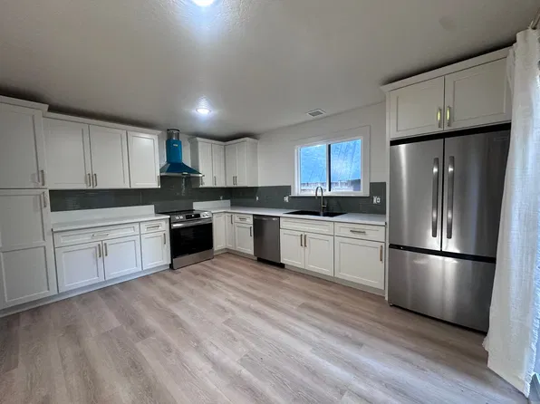 1145 Keller Rd, South Lake Tahoe, CA 96150