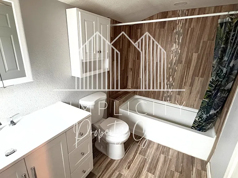 5631 Tully Rd — Photo 6