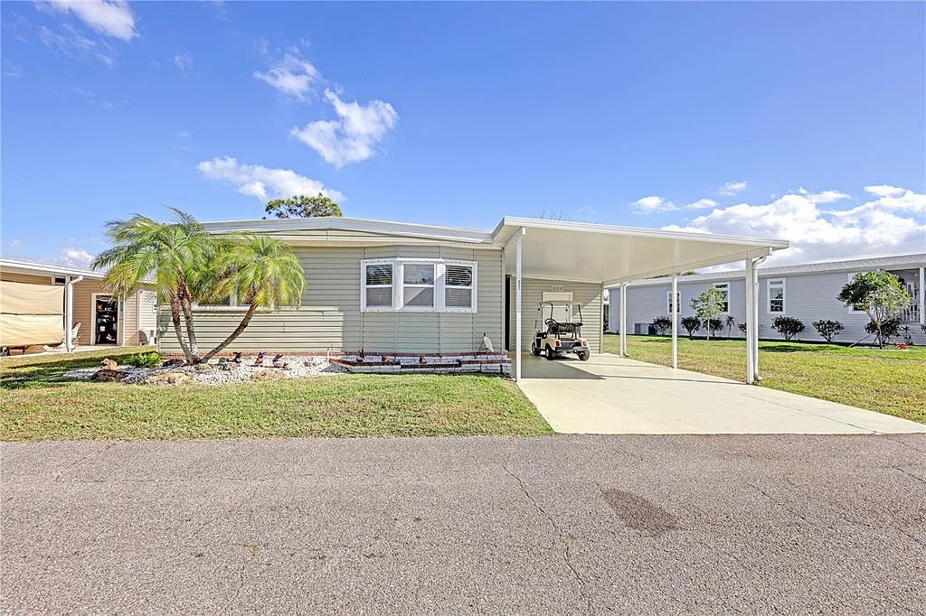 2100 Kings Hwy LOT 833