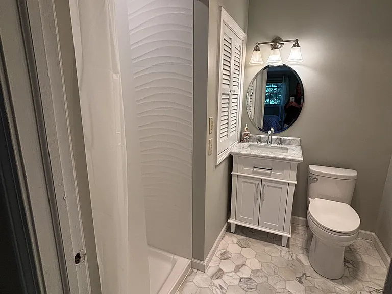 20 Godman Rd — Photo 21