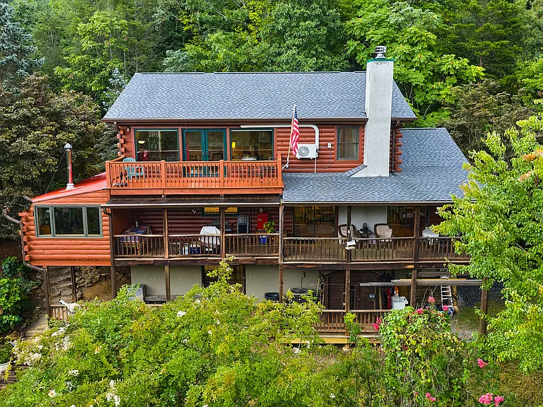 150 Avondale Ridge Rd — Photo 32