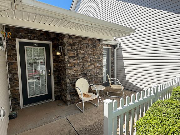 2nd image of 11330 Involute Pl APT 100