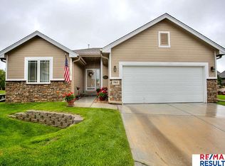 7812 Heritage Plz, Ralston, NE 68127
