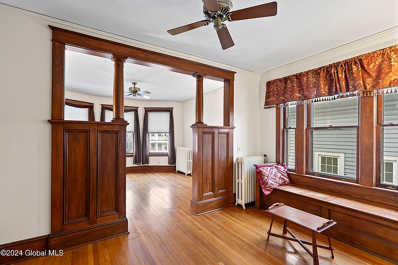 4th image of 798 Park Avenue