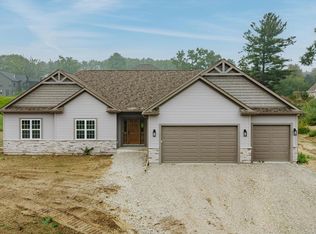 30625 Jeffrey Dr, Burlington, WI 53105