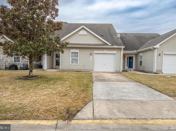 8935 Executive Club Dr, Delmar, MD 21875