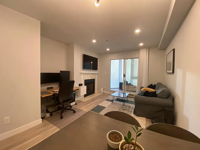 2238 Eton St #310 — Photo 7
