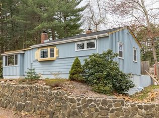 2 Edgehill Rd, Billerica, MA 01821