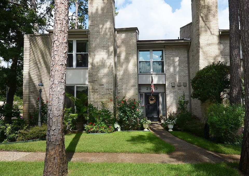 1st image of 2103 Lake Village Dr