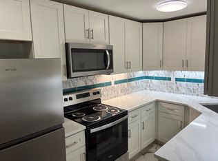 975 Parkside Pl APT C-8, Cincinnati, OH 45202