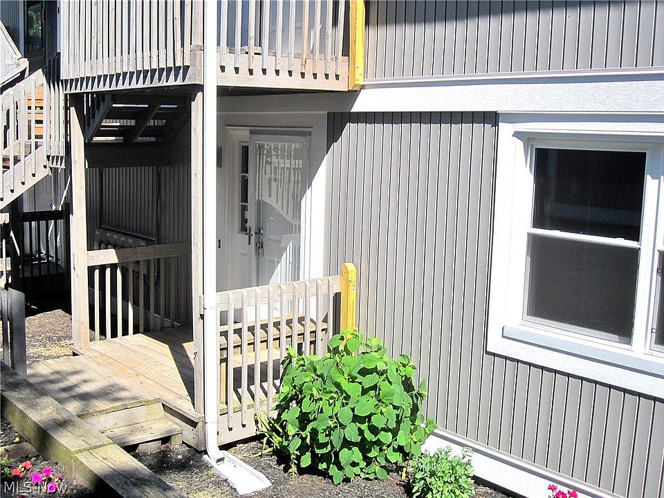 1st image of 227 Portage Lakes Dr