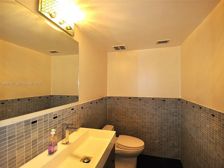 2030 S Ocean Dr #803 — Photo 14