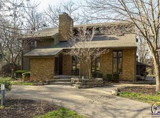 3210 SW Timberlake Ln, Topeka, KS 66614