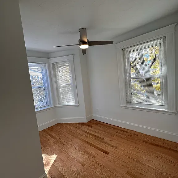 18 Centre St #106 — Photo 3