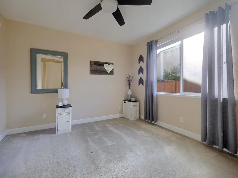2708 Sweeney Dr — Photo 29