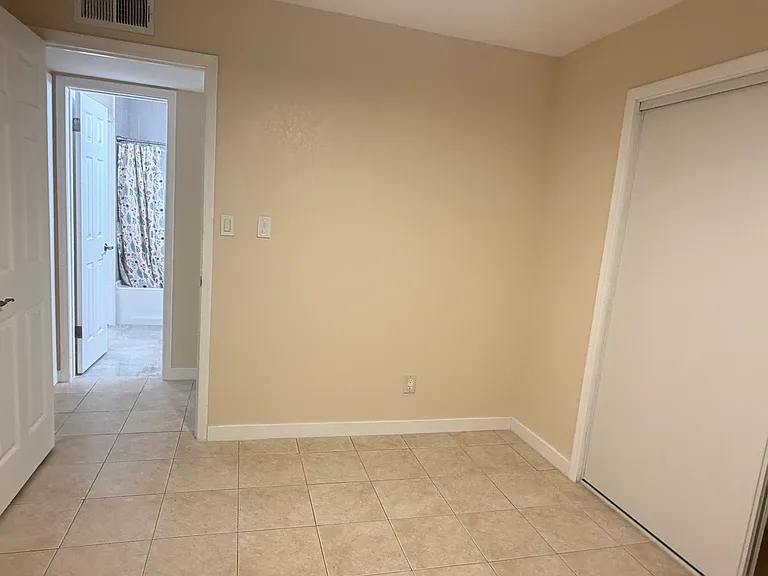 1390 W Galveston St #3 — Photo 4