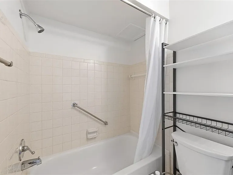 5060 76th Ave N #409 — Photo 12