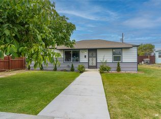 159 F St SE, Ephrata, WA 98823