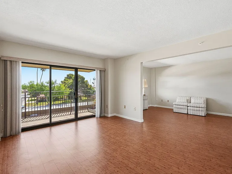 10330 W Thunderbird Blvd #C319 — Photo 5