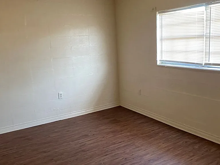 7250 Exchange Pl — Photo 17