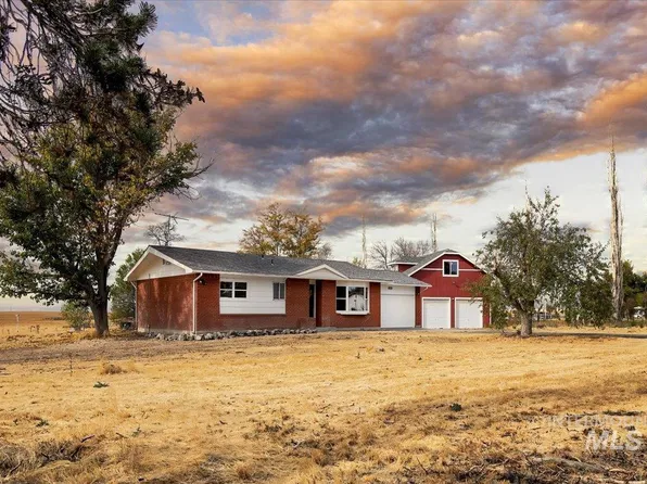 4479 SW Easy St, Mountain Home, ID 83647