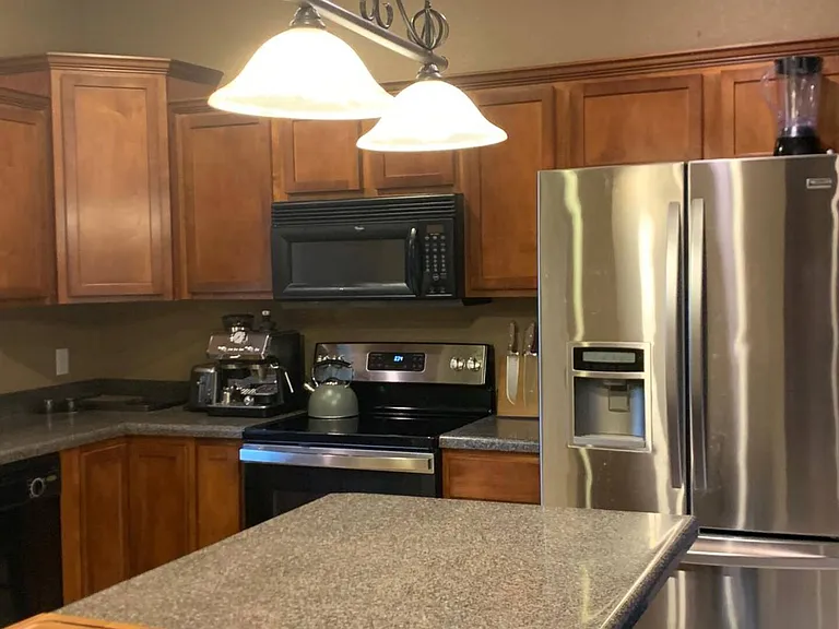 803 N Meadowlands Dr — Photo 5
