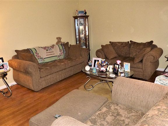 2nd image of 70 Haverhill Ave