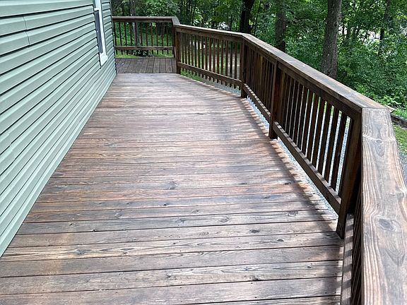 4th image of 52 Five Mile Run Rd