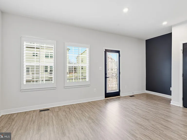 18091 Red Cedar Rd — Photo 8
