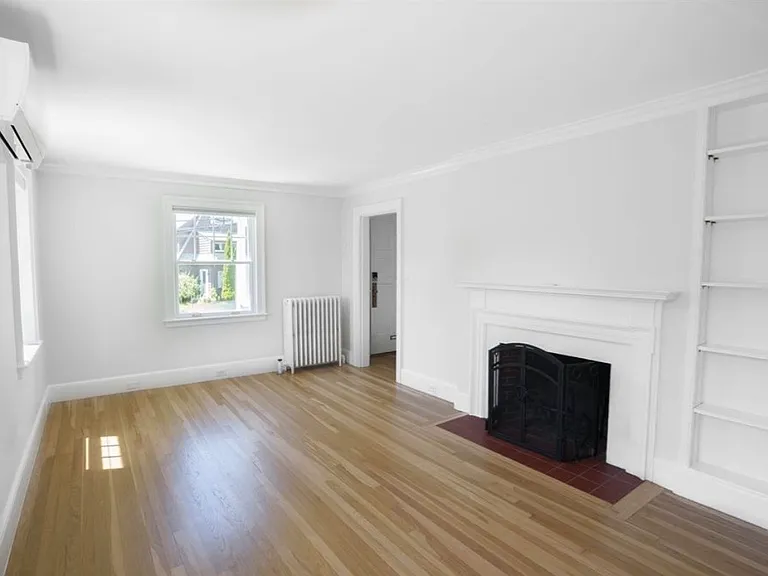 198 Cedar St — Photo 15