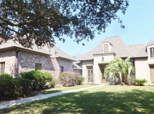 40207 Pelican Point Pkwy, Gonzales, LA 70737