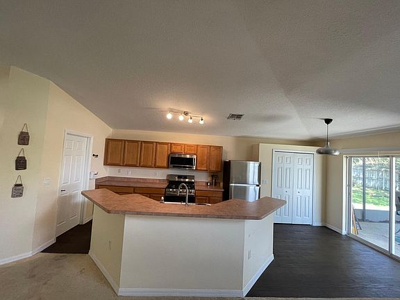 4th image of 500 Heather Hill Blvd