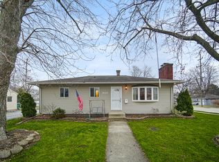 900 Krings Ln, Joliet, IL 60435