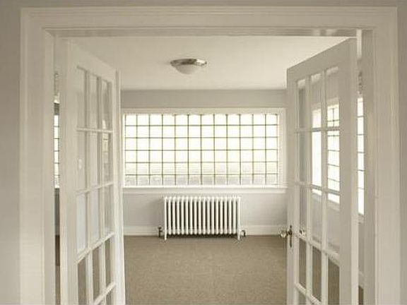 4th image of 300 Mount Auburn St