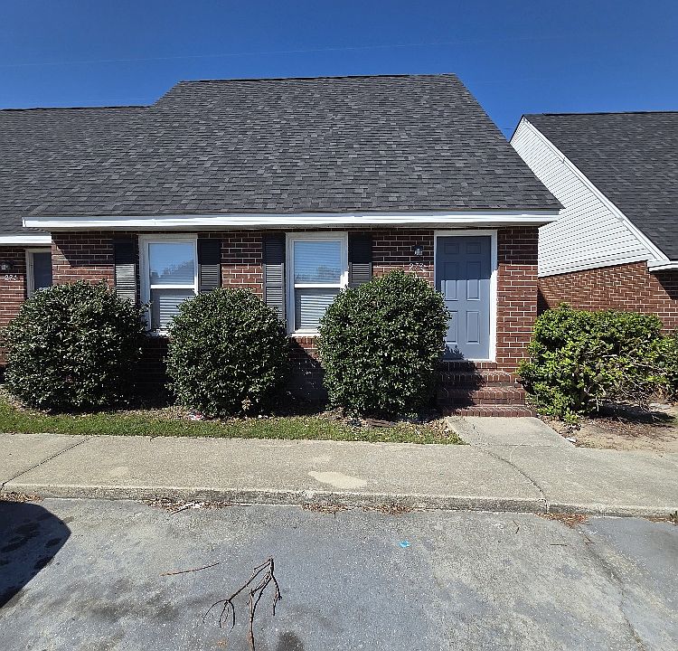 1st image of 230 Lanier Dr #273